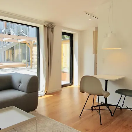 Private 1-bed Townhouse W Terraces Appartamento Århus